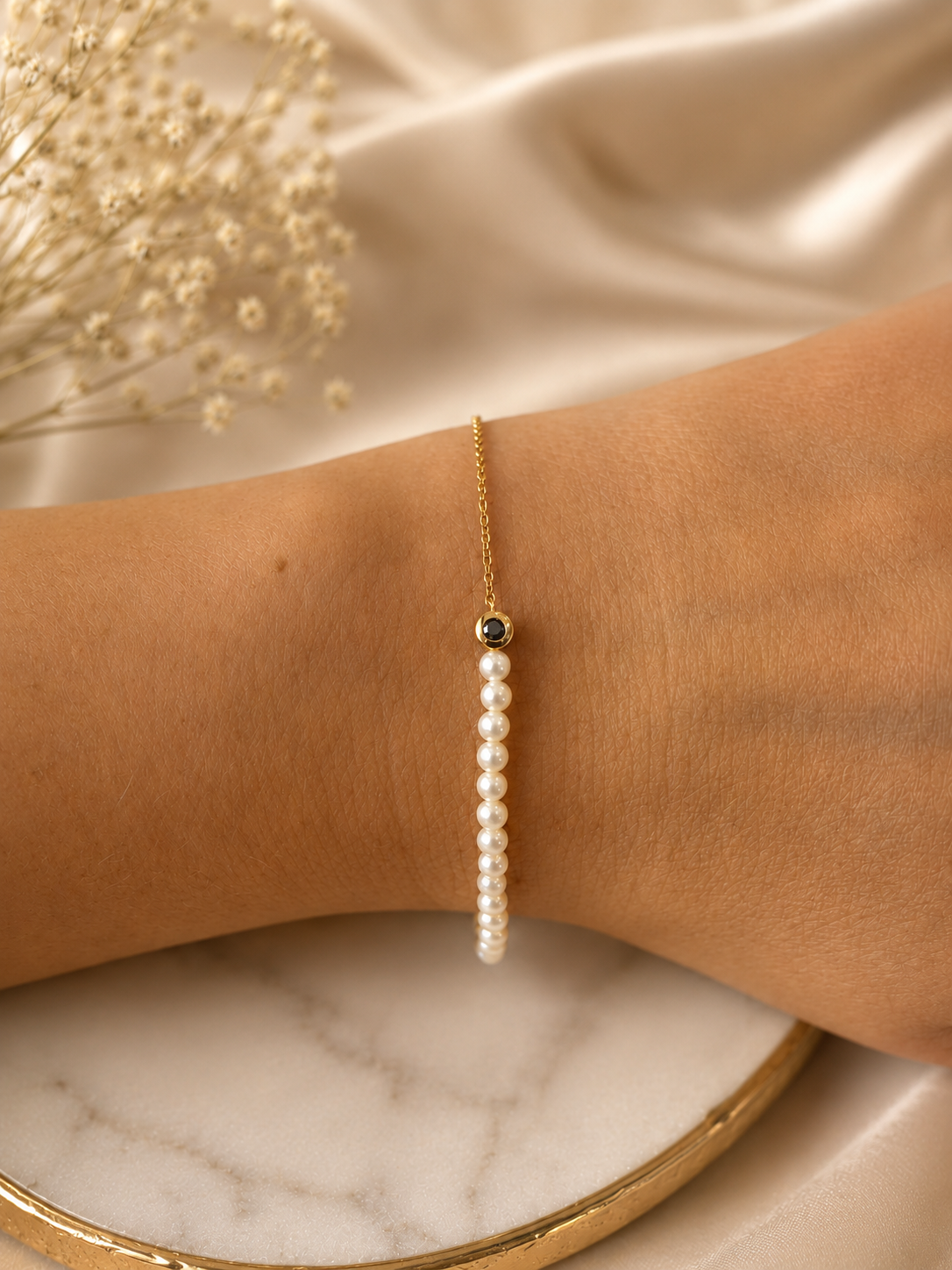 Pulsera De Perlas y Cadena Con Diamante Negro
