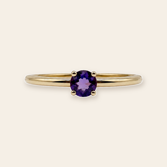 anillo solitario amatista fondo crema