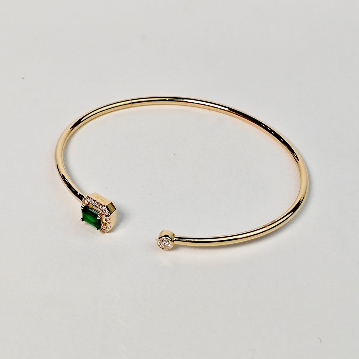 Brazalete Cuadro Esmeralda Con Diamantes