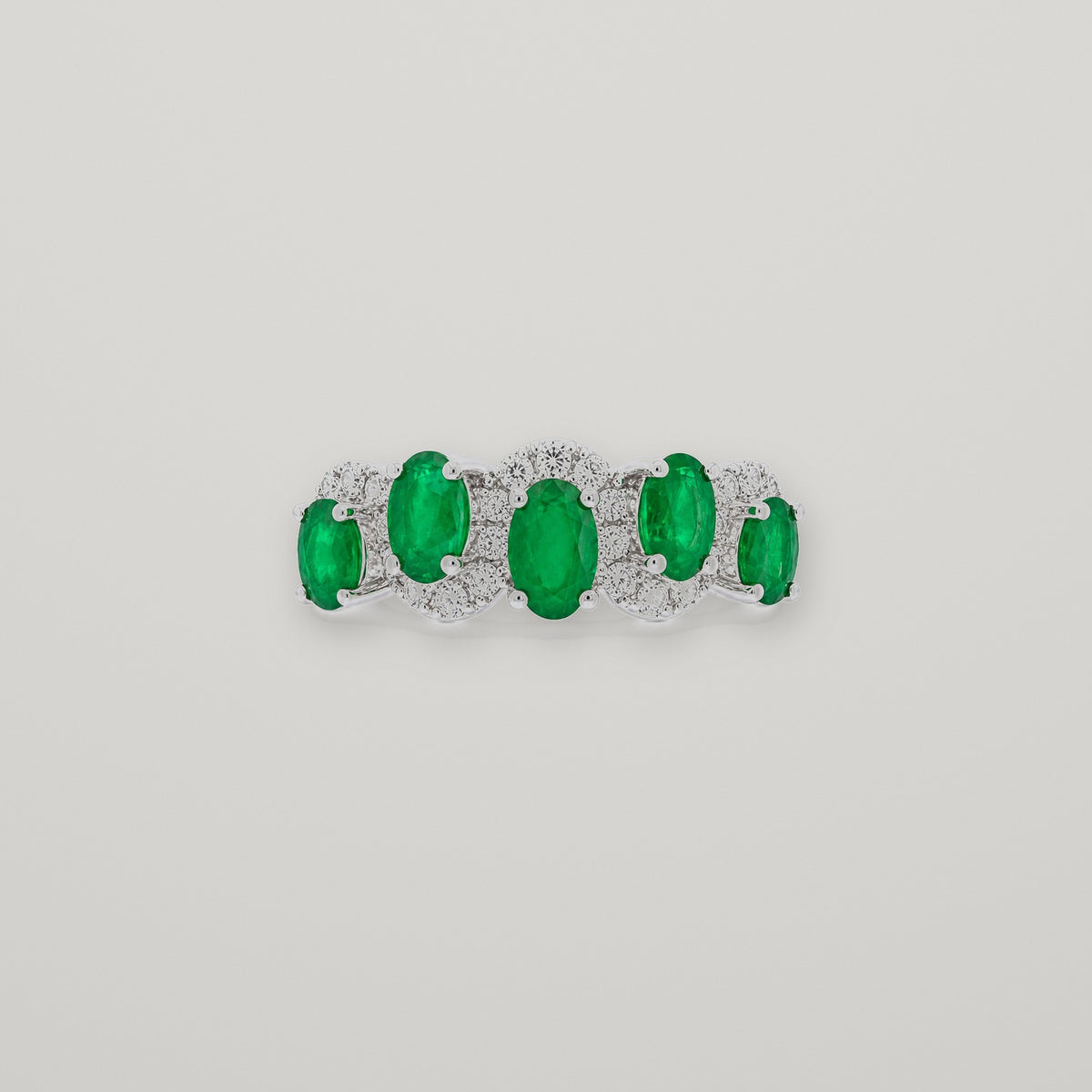 churumbela esmeralda con diamantes